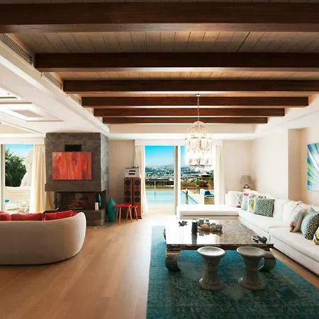 فيلة Vhillas Private Luxury Regnum بودروم