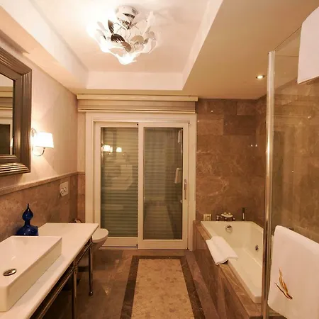 Vhillas Private Luxury Regnum *
